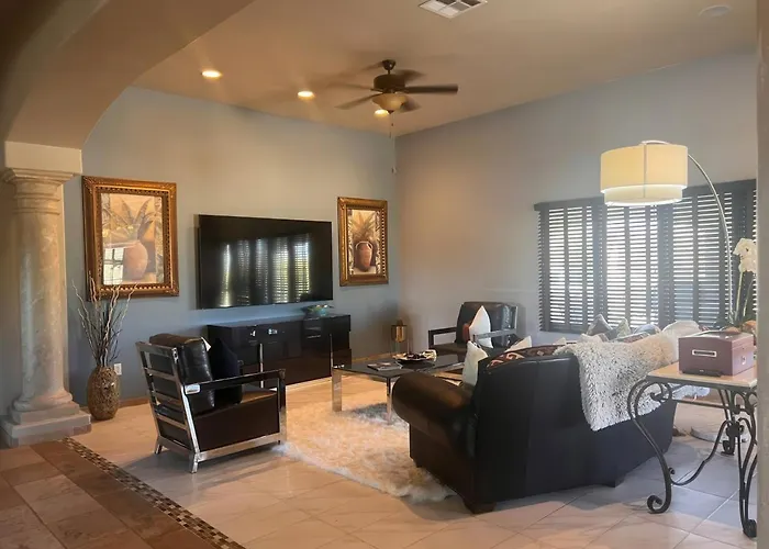 Luxe Ranch W Four Peaks Views Outdoor Fireplace Dom wakacyjny *