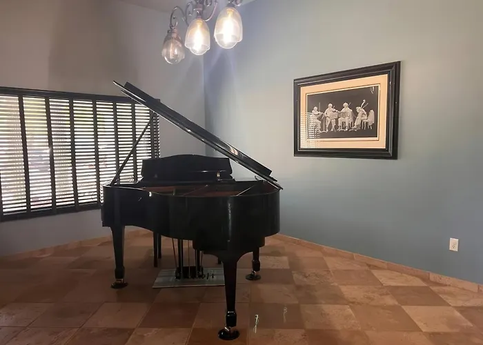 Luxe Ranch W Four Peaks Views Outdoor Fireplace Dom wakacyjny *
